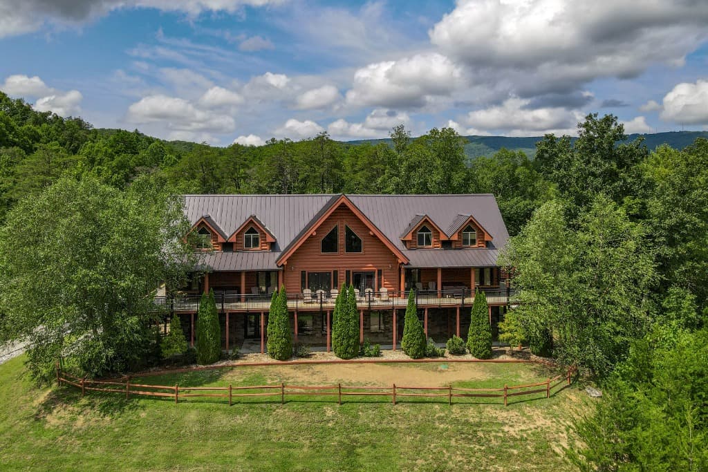 Moose Hollow Lodge - How to Book Moose Hollow Lodge in 5 Simple Steps